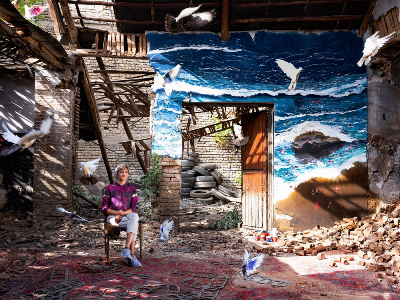 Scattered memories of a distorted future