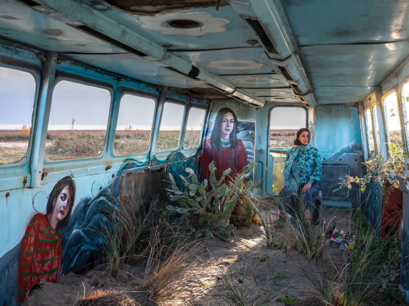 Scattered memories of a distorted future